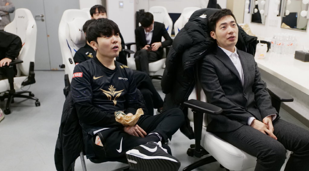 关于Rookie连续五场比赛得分超过败北，热火挑战极限！的信息