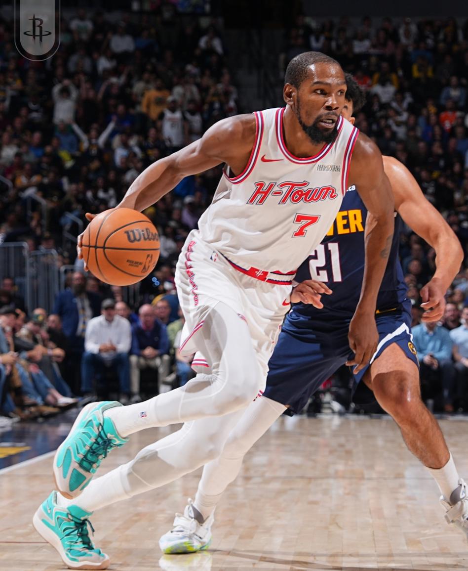 关于杜兰特赛事官方发布败北新规，独行侠争议不断！的信息